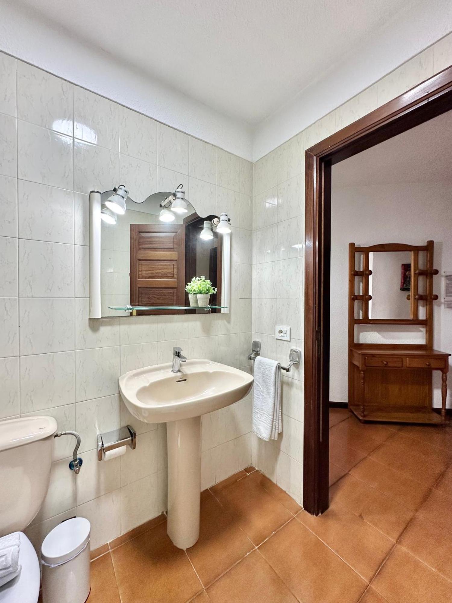 Apartament Javier *